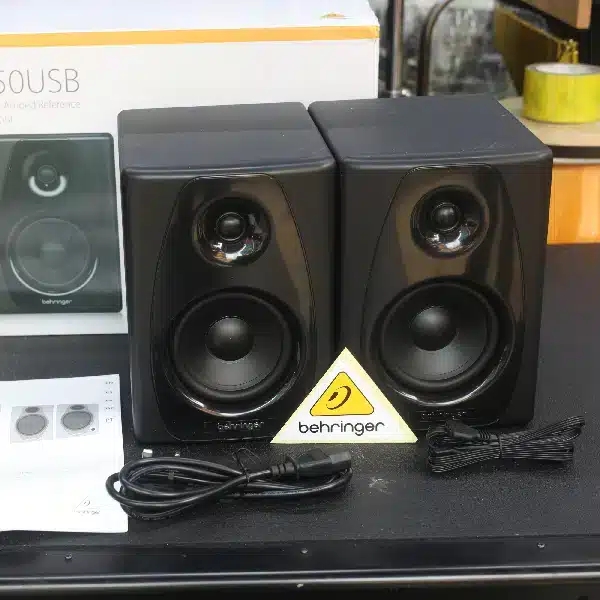 Behringer STUDIO 50USB active reference monitor pair