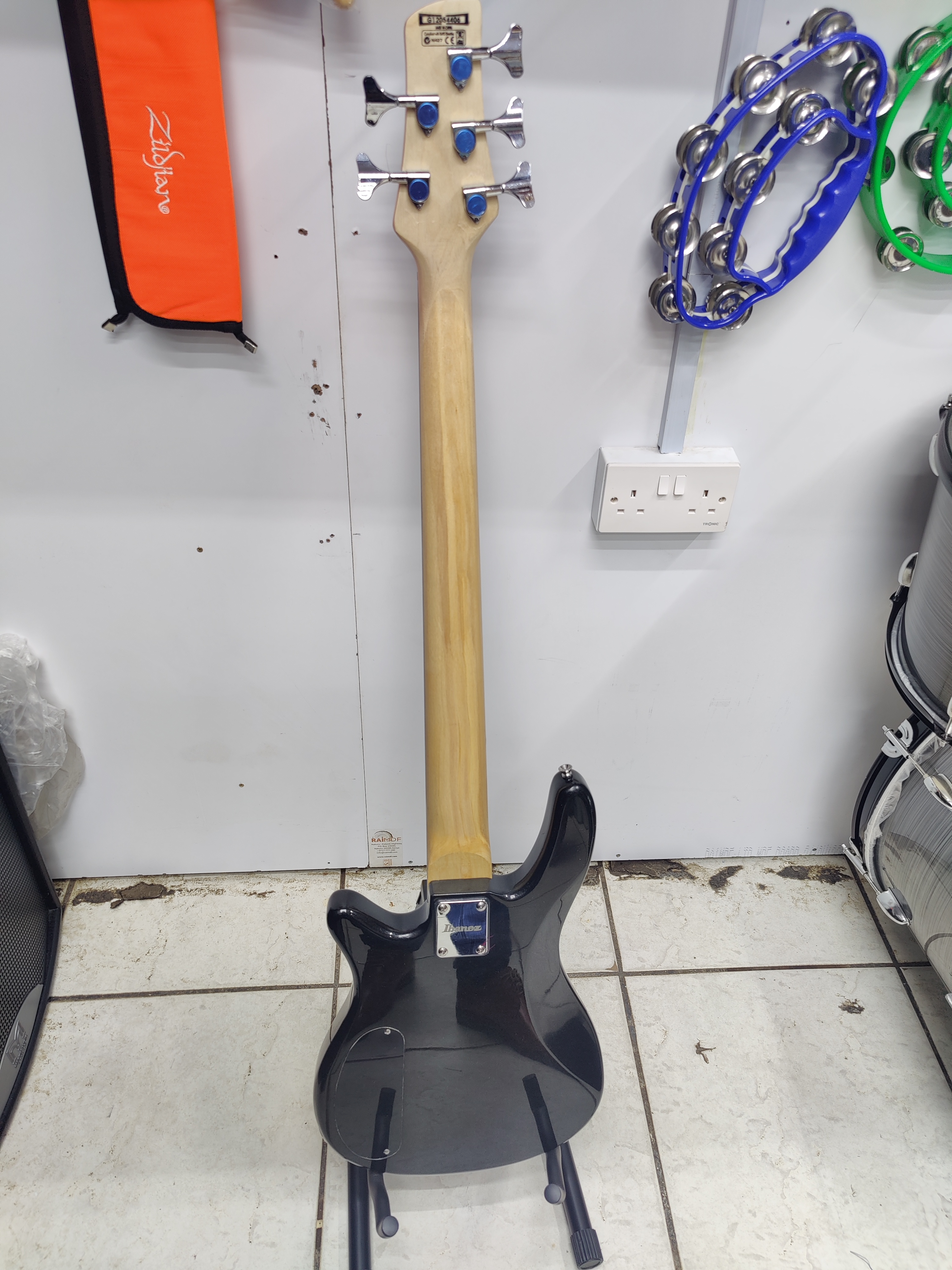 Ibanez bass guitar 5 string