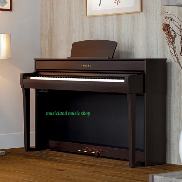 Yamaha Clavinova CLP-735 