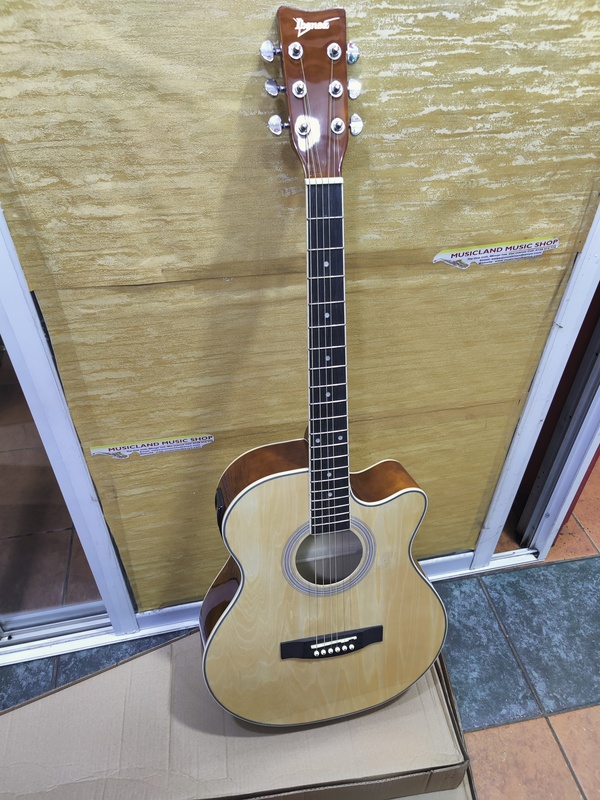 Ibanez semi Acoustic Guitar 40"