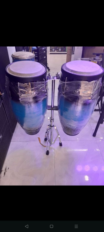 Conga blue