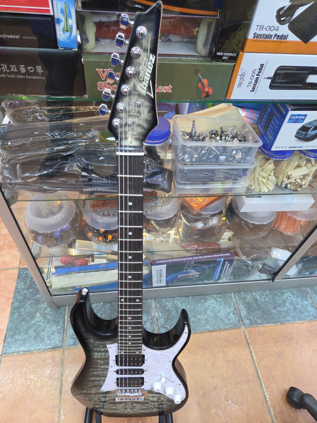 Ibanez GIO N427
