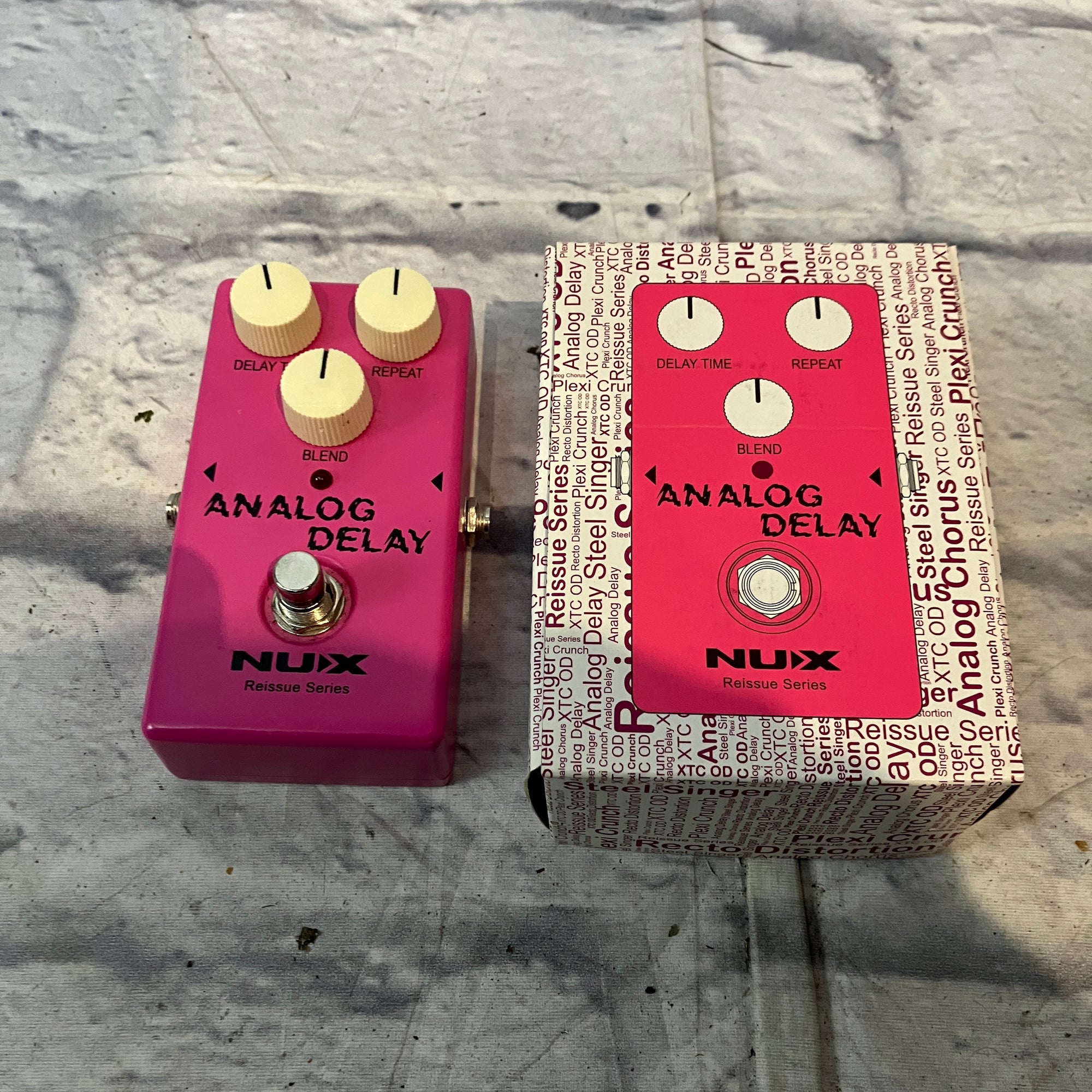 NUX Analog Delay box