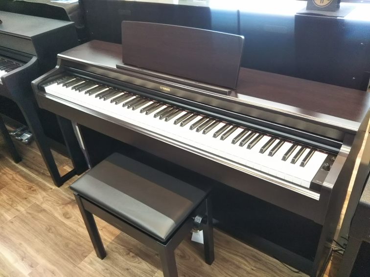 Yamaha Arius YDP165 