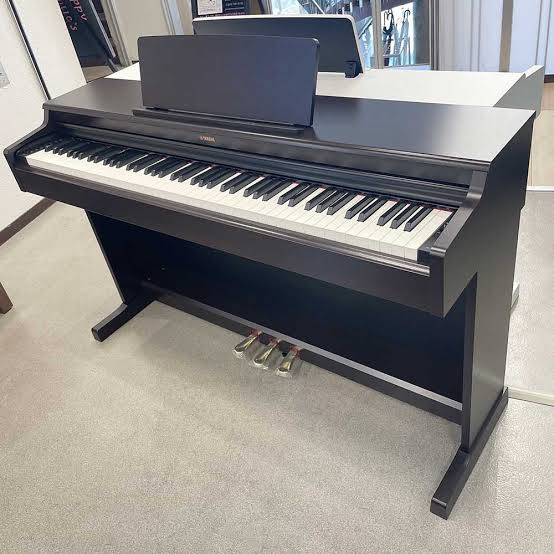 Yamaha Arius YDP165 
