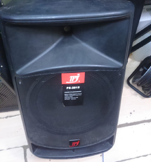 Plastic cabinet mid speakers