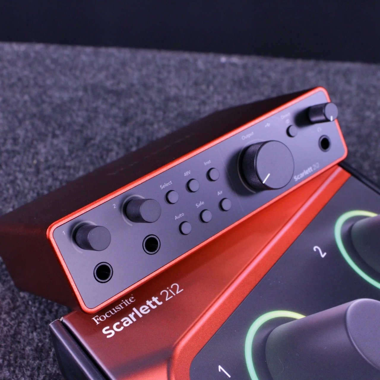 Focusrite Scarlett 2i2 4th Gen is a completely remastered 2-in, 2-out USB-C audio interface designed for musicians, podcasters, and producers Focusrite Scarlett 2i2 4th Gen is a completely remastered 2-in, 2-out USB-C audio interface designed for musicians, podcasters, and producers